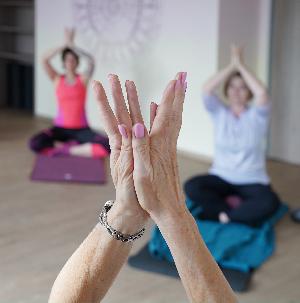 YOGA - BALANCE FÜR KÖRPER UND GEIST